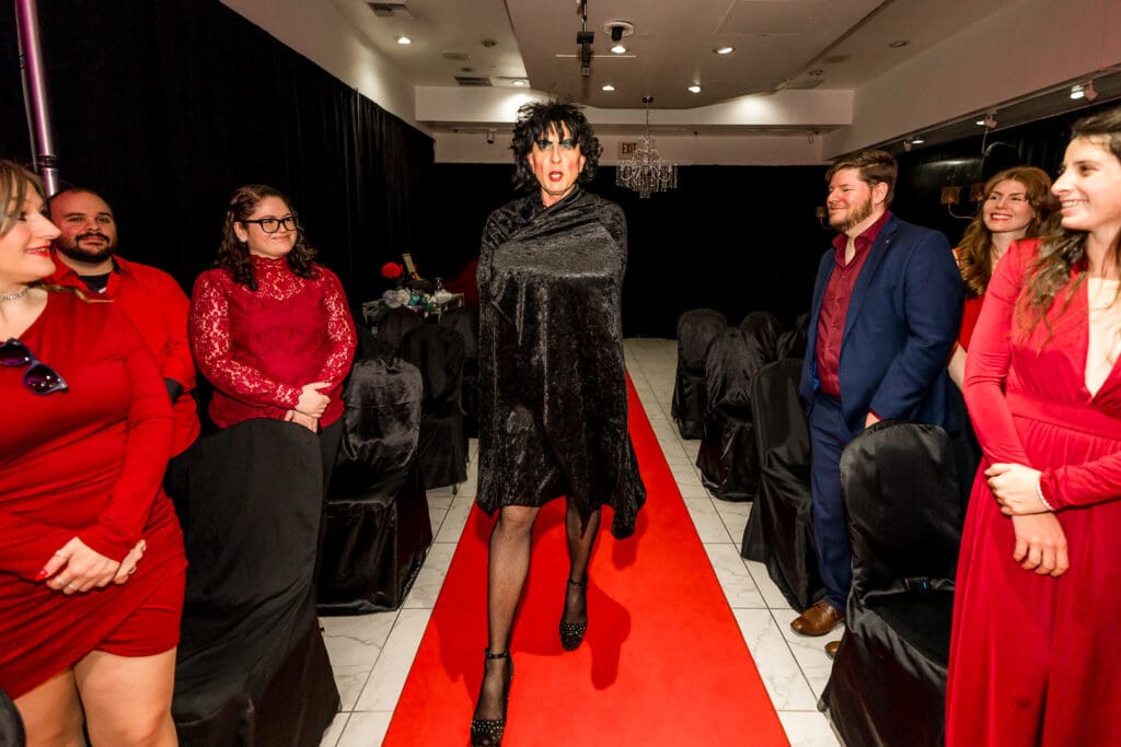 fun and bold DTLV elopement 