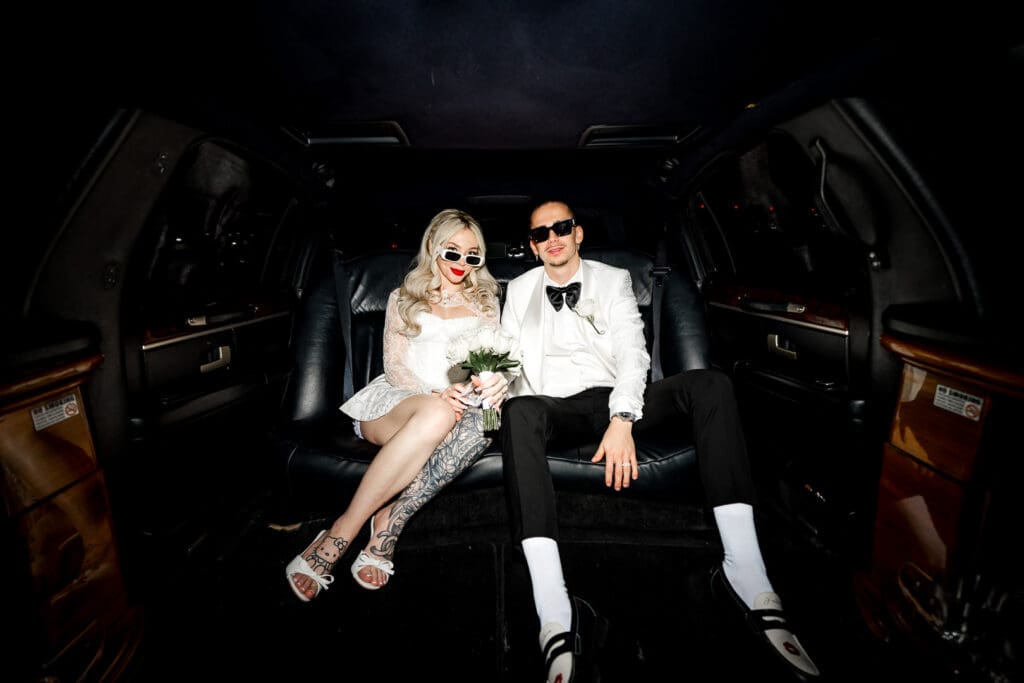 fun and bold elopement in DTLV