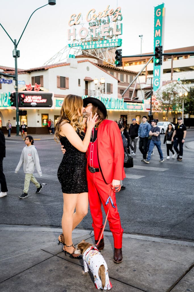 portrait of the husband and wife kissing during their las vegas photoshoot