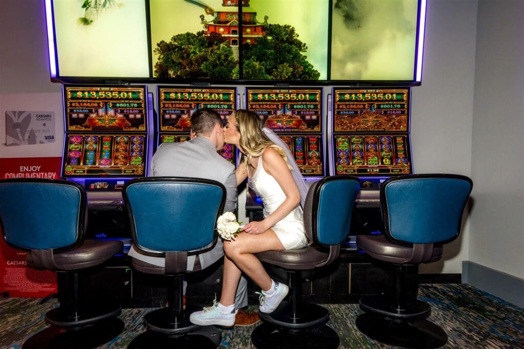 No Rules, Just Vegas: Kaylee and Cole’s Anything-Goes Las Vegas Photoshoot
