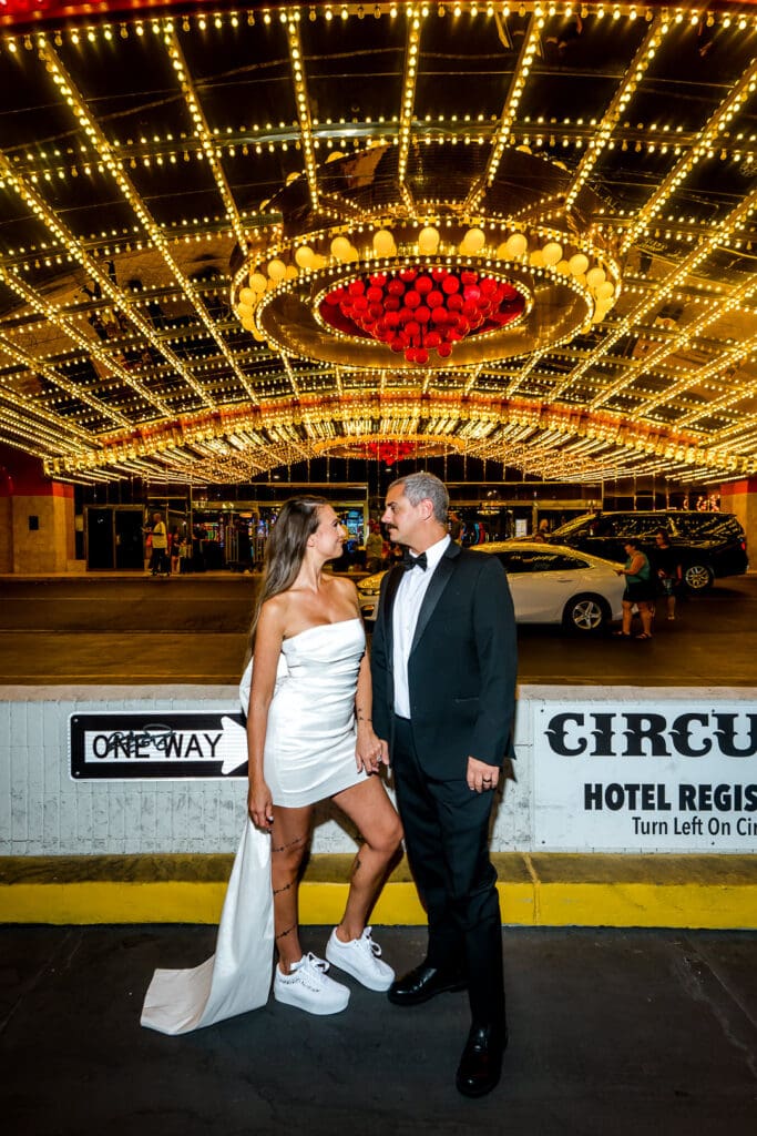 couple at their stunning las vegas elopement