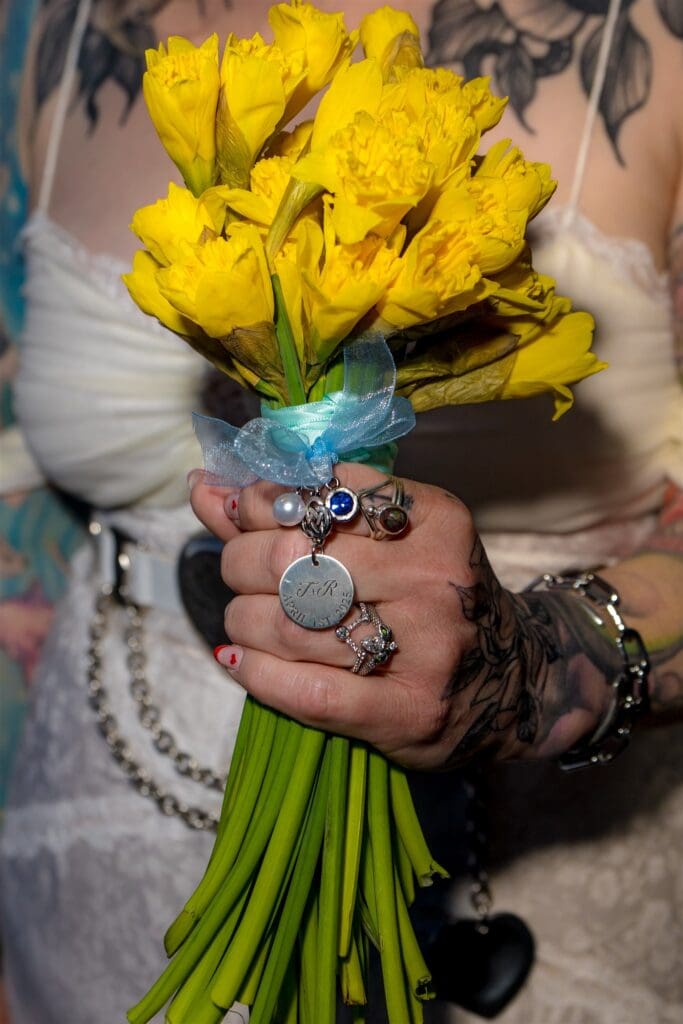 closeup of the elopement bouquet