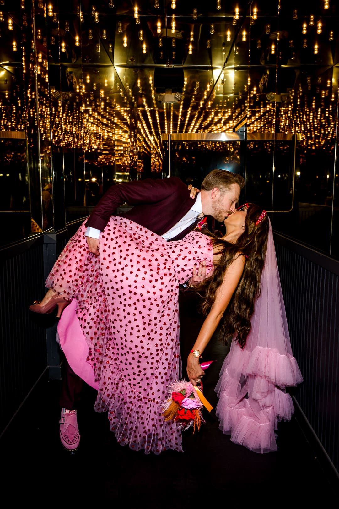 couple kissing during their photoshoot in sin city
