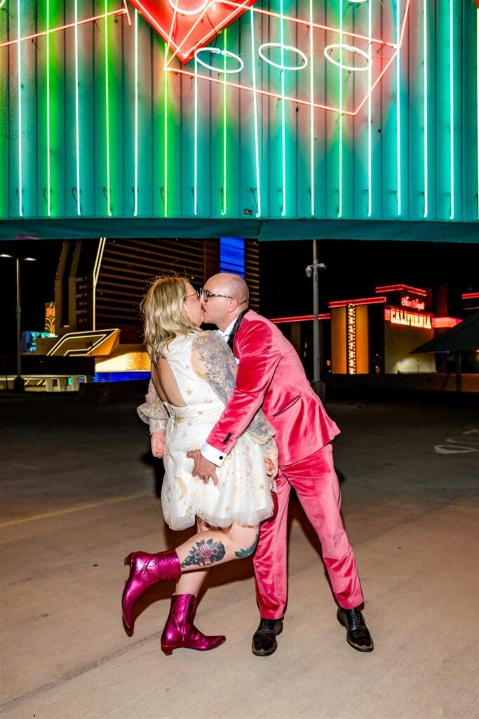 cute couple at their dream photoshoot in sin city