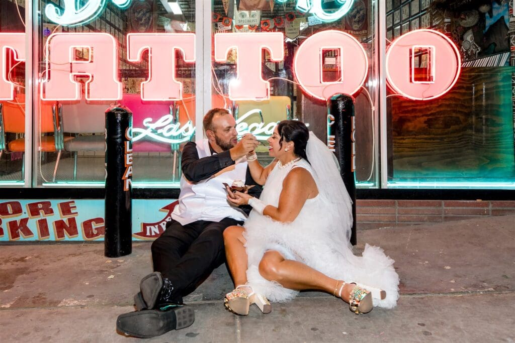 couple at their dream sin city elopement