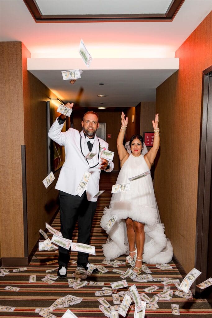 fun vegas elopement