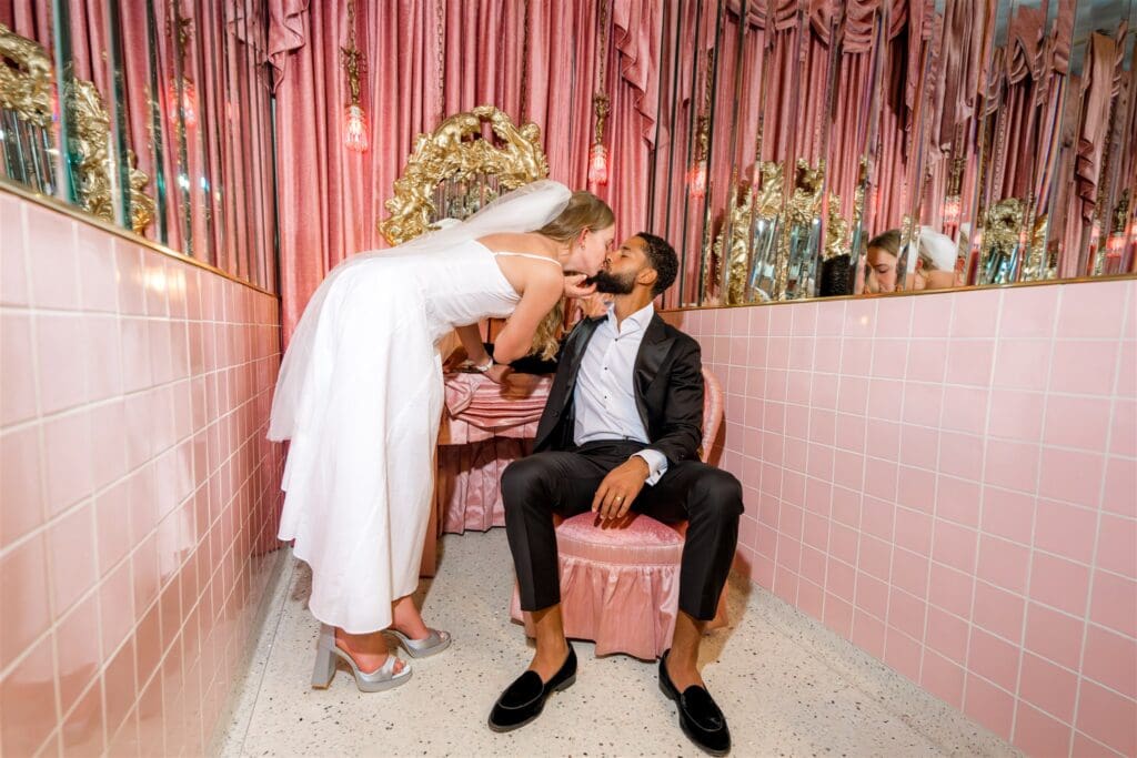 Picture of the newly married couple kissing