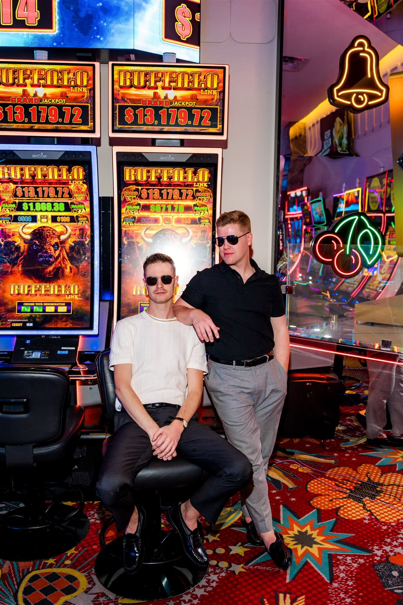 couple at their dream vegas session