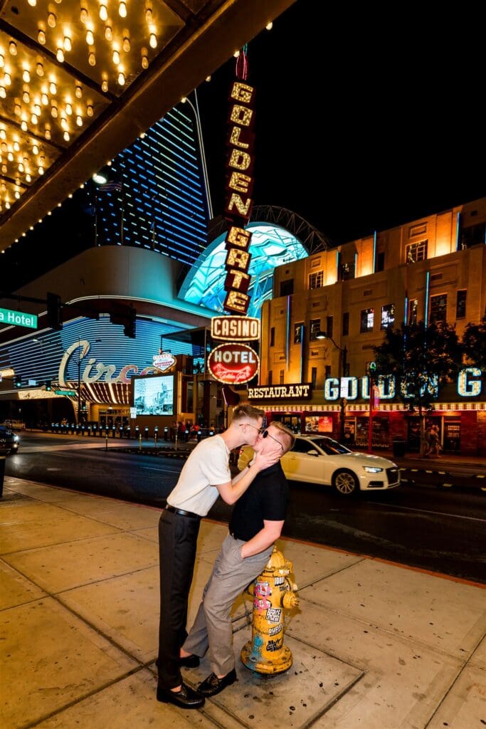 fun couple session in DTLV