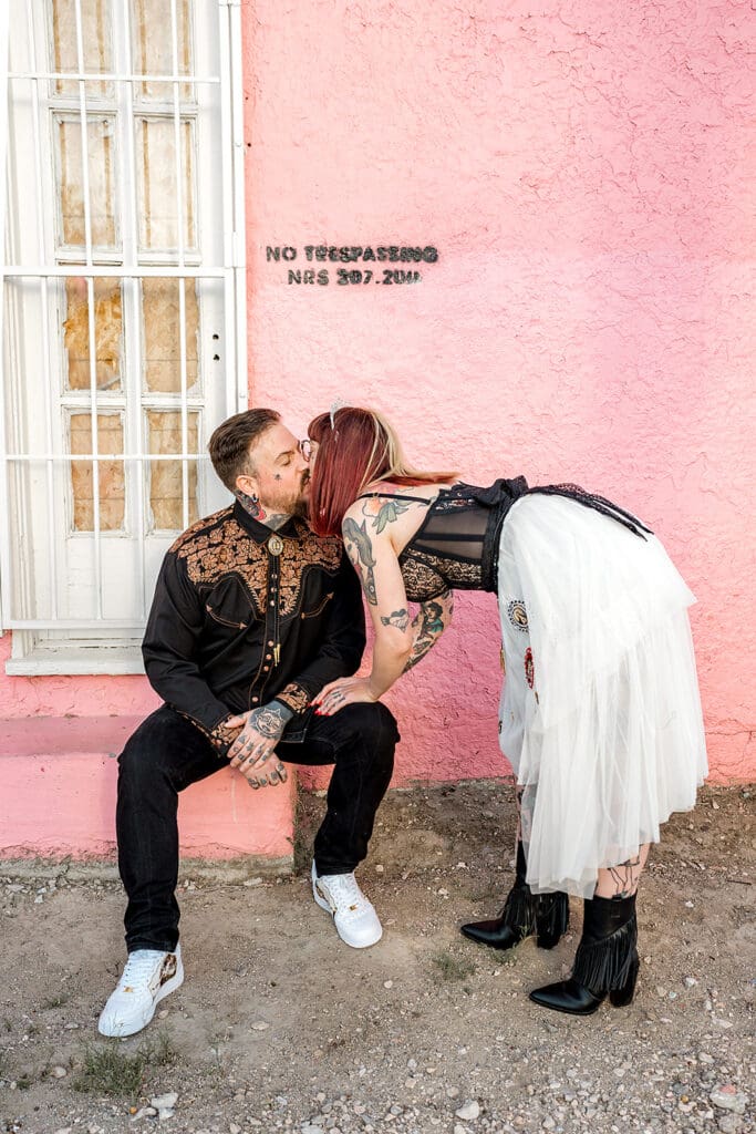 cute picture of the newlyweds kissing
