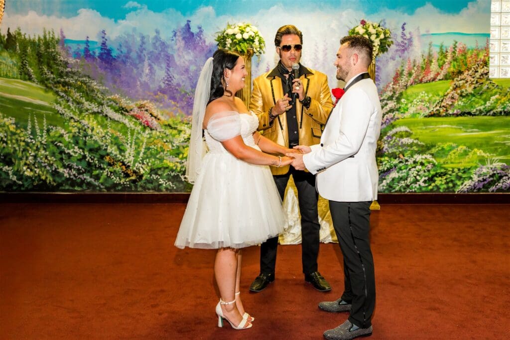 No Rules, Just Neon: The Playful Las Vegas Elopement Everyone’s Talking About