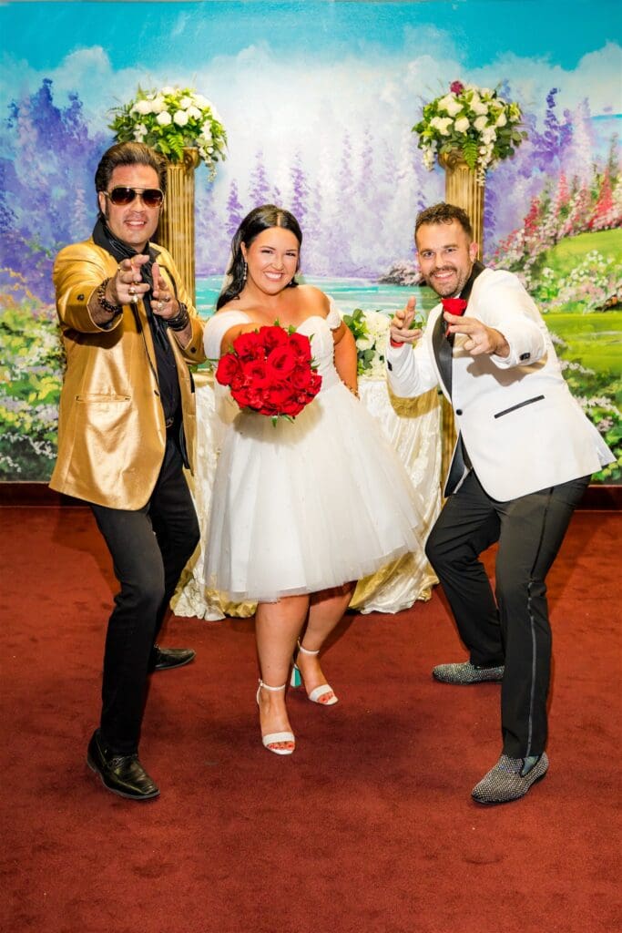 No Rules, Just Neon: The Playful Las Vegas Elopement Everyone’s Talking About