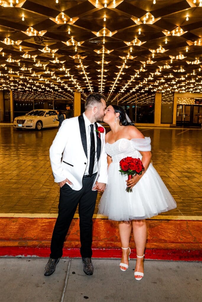 newlyweds kissing in DTLV