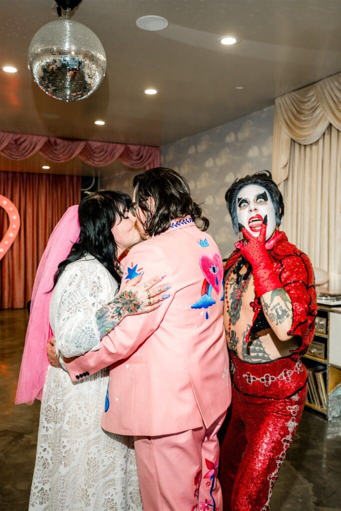 This Electric Las Vegas Elopement With Jade & John Redefined Chaos in Style