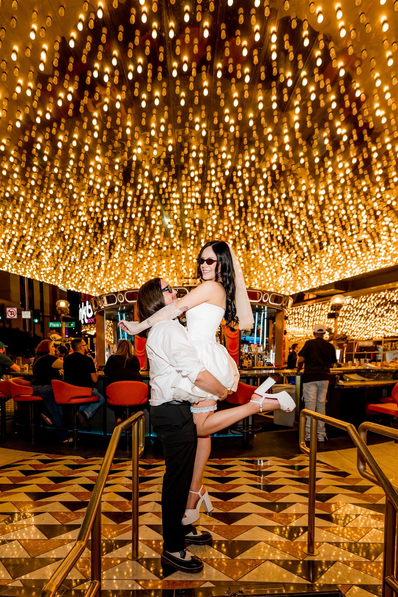 Are You Fun or Are You Lying? A Reckless Las Vegas Elopement at Little White Chapel