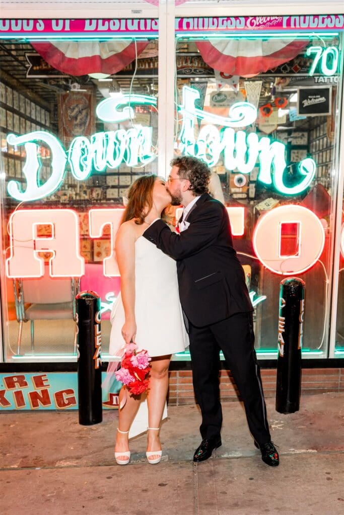 Cute picture of the newly married couple kissing