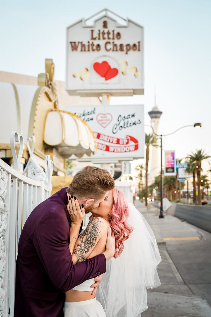 fun and eclectic bridal photos in DTLV